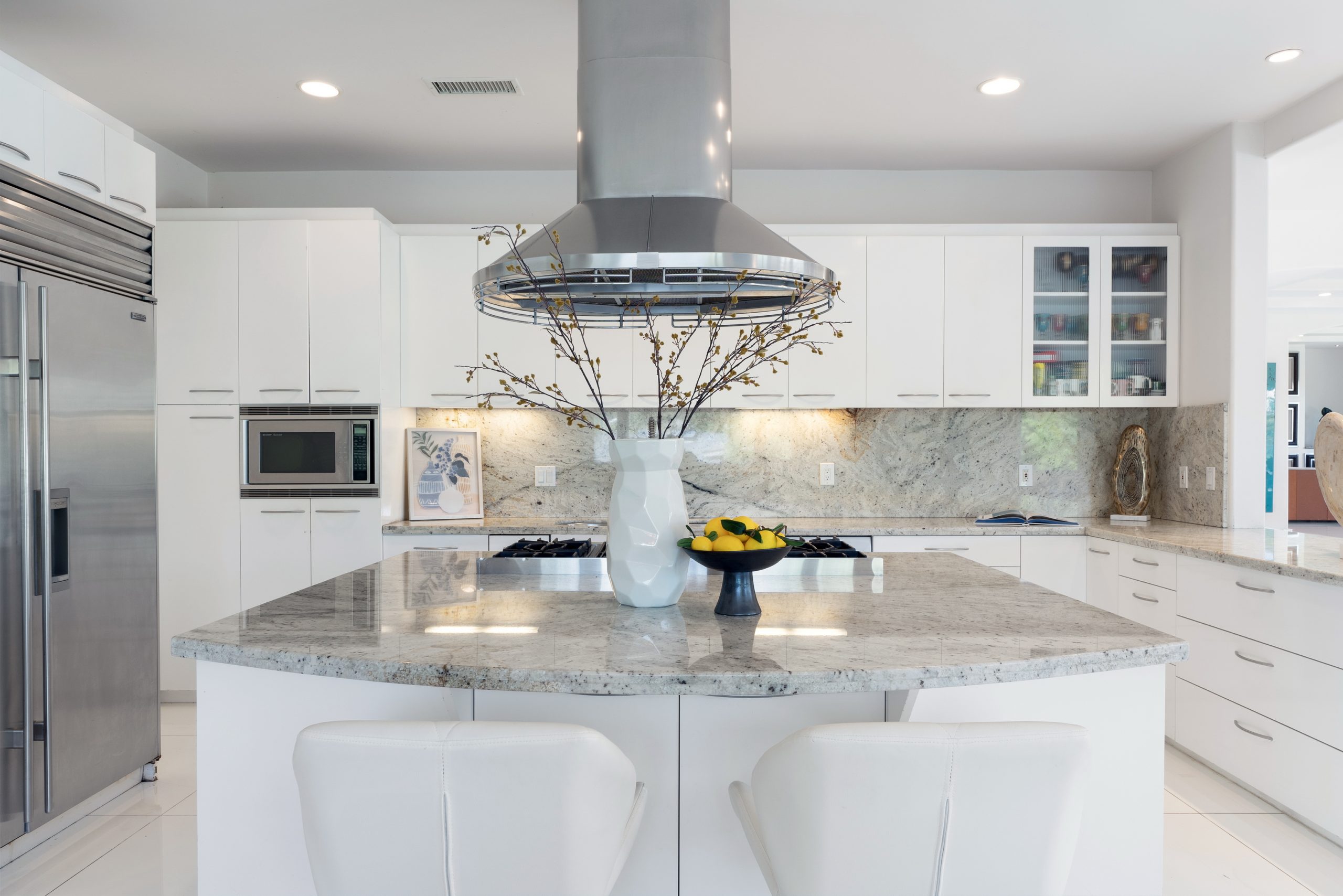 Painting vs. Replacing Cabinets